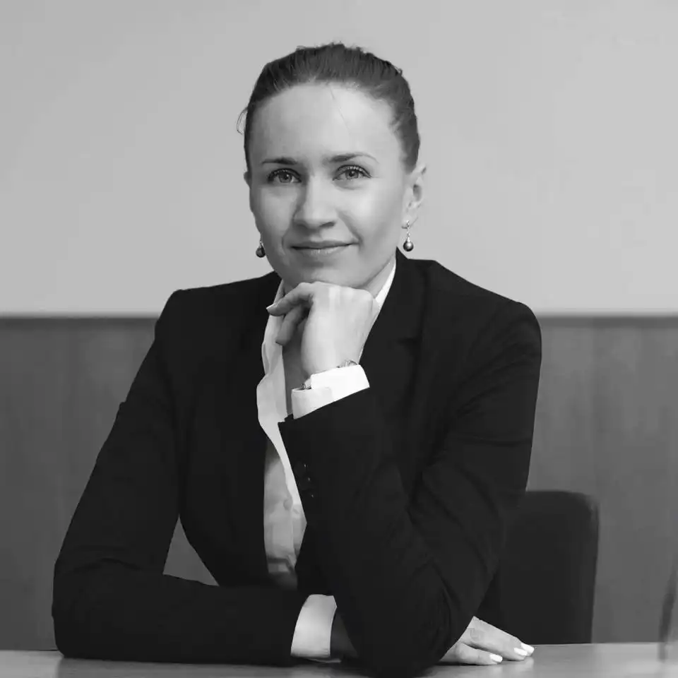 izv. prof. dr. sc. Maja-Marija Nahod